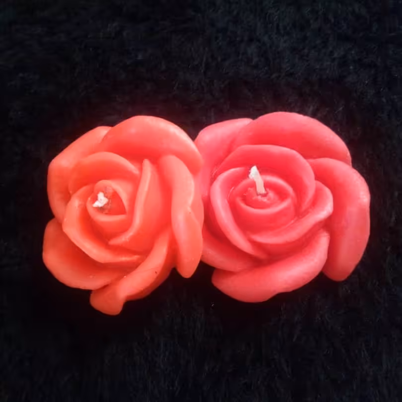 شمع روآبی گل رزوشمع روآبی طرح عدسی