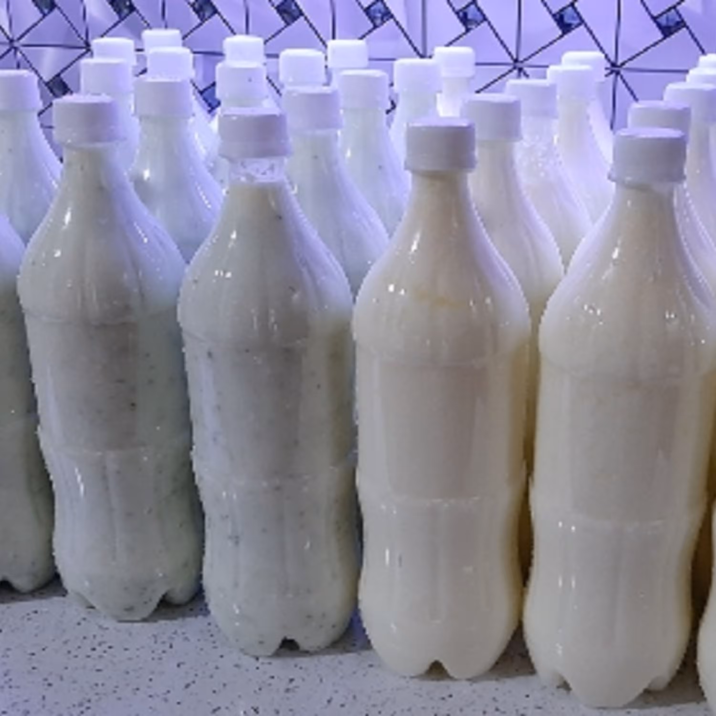 دوغ گاوی محلی کره گیری نشده چرب و غلیظ یک لیتری پک 6 عددی