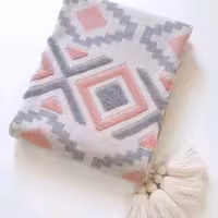 شال مبل طرح پانچ دوزی