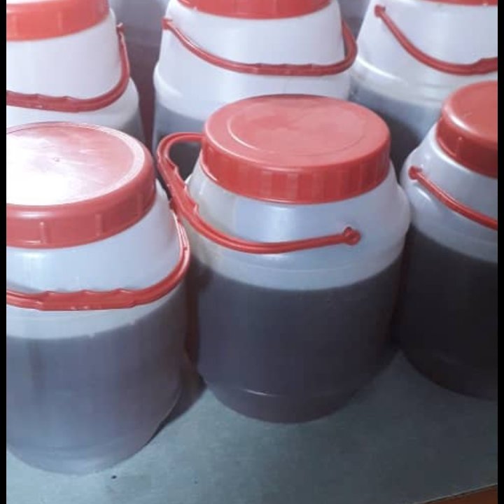 عسل بدون موم چهل گیاه