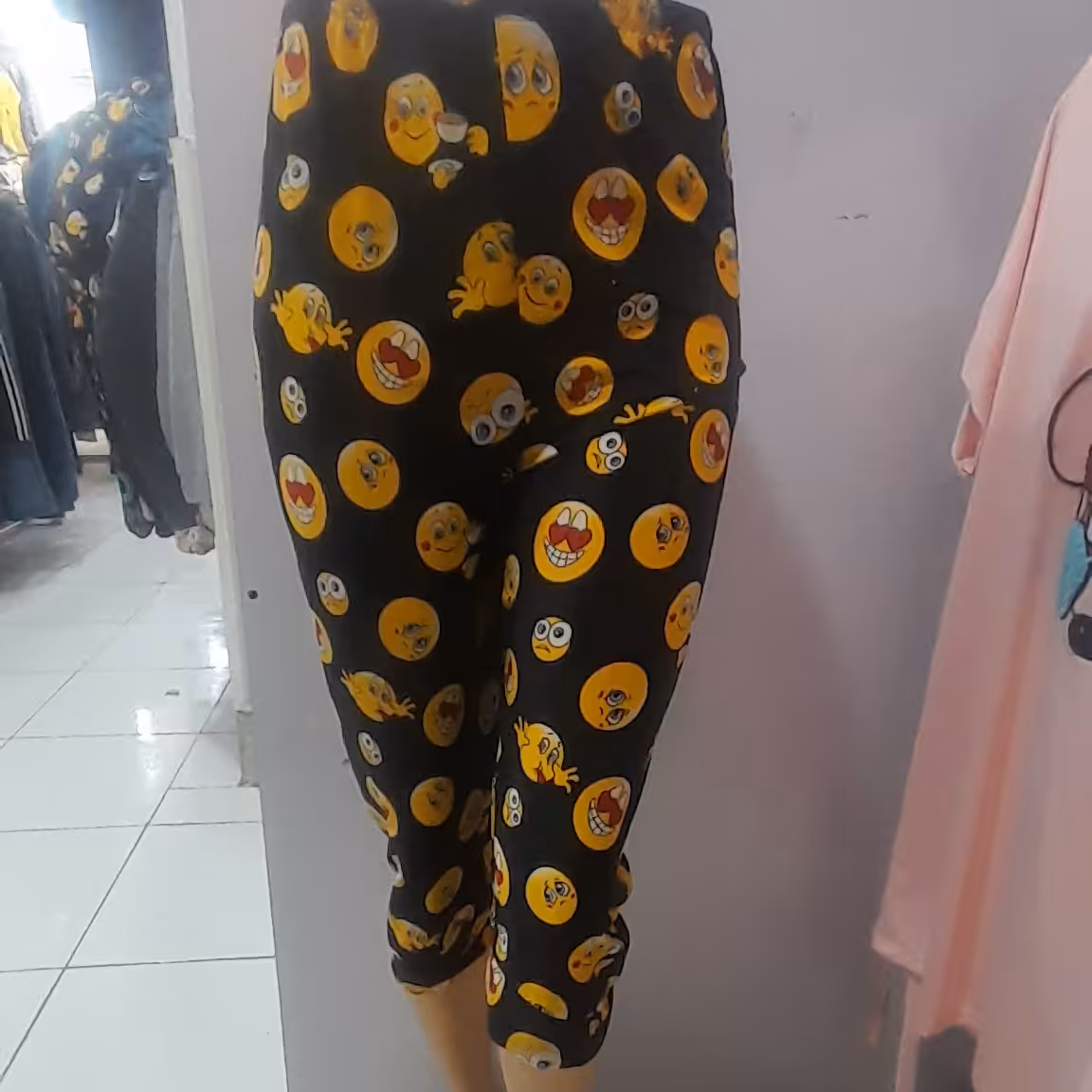 شلوارک گیاهی بسیار نرم و لطیف برای مناسب هر چهار فصل 