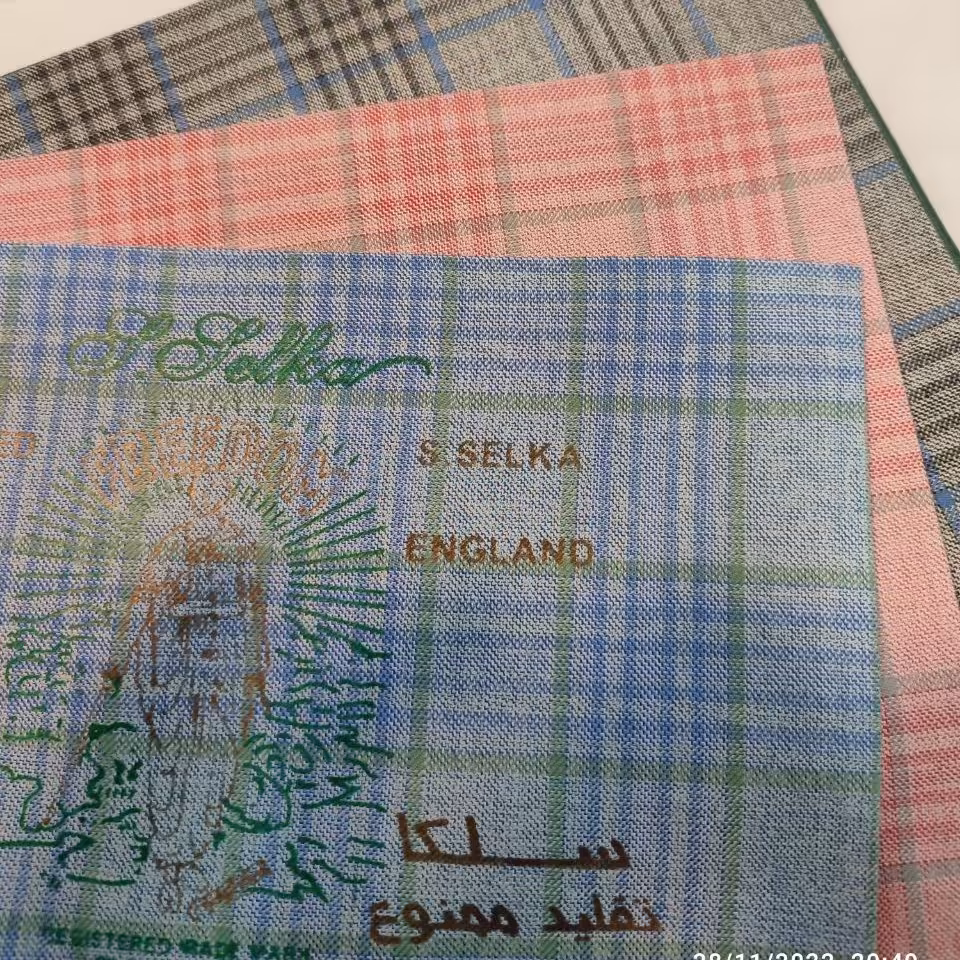 پارچه فاستونی چهار خانه جامعه تحت لیسانس سلکا اینگلیس.پارچه برند معروف و خوش نام