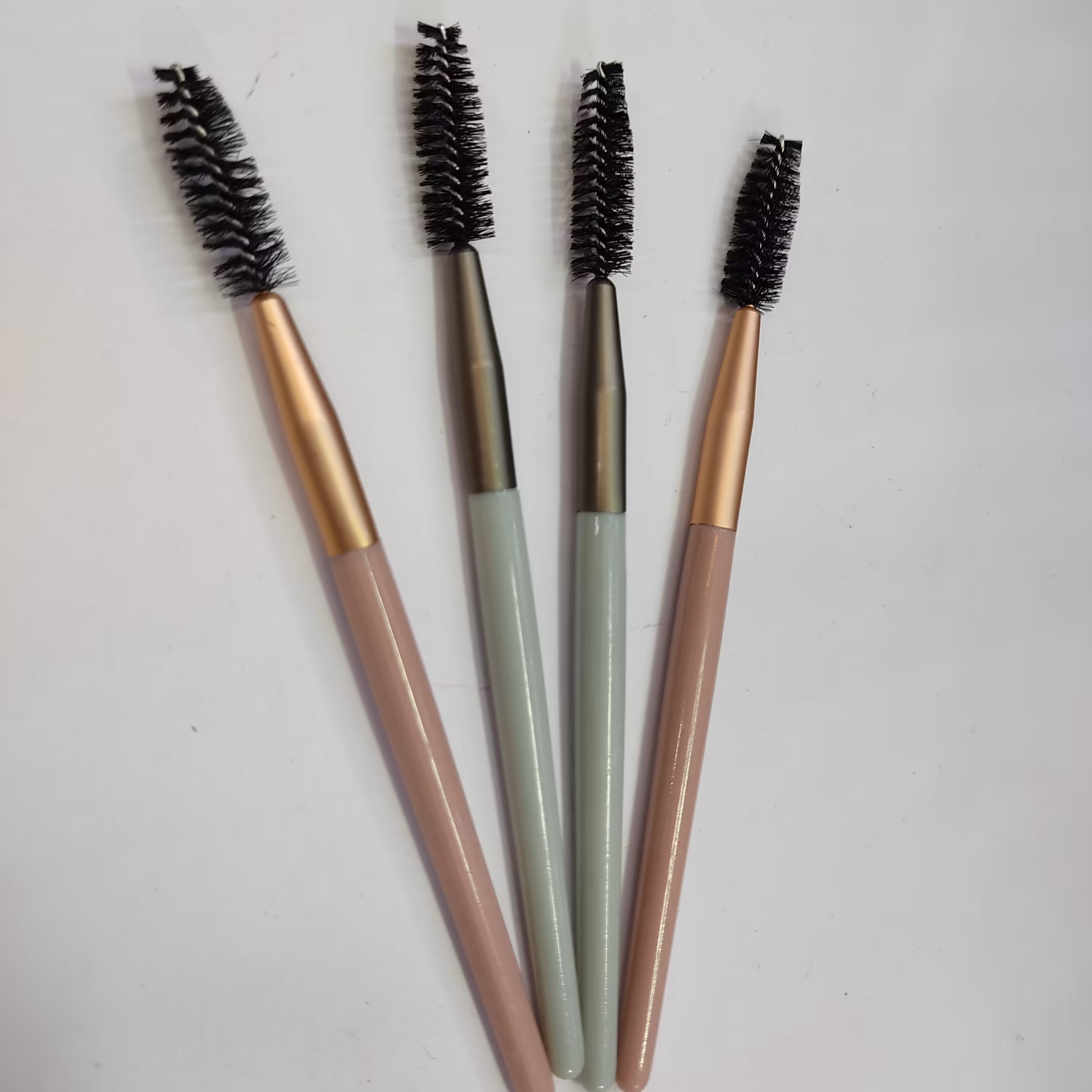 برس و فرچه  ابرو و مژه 