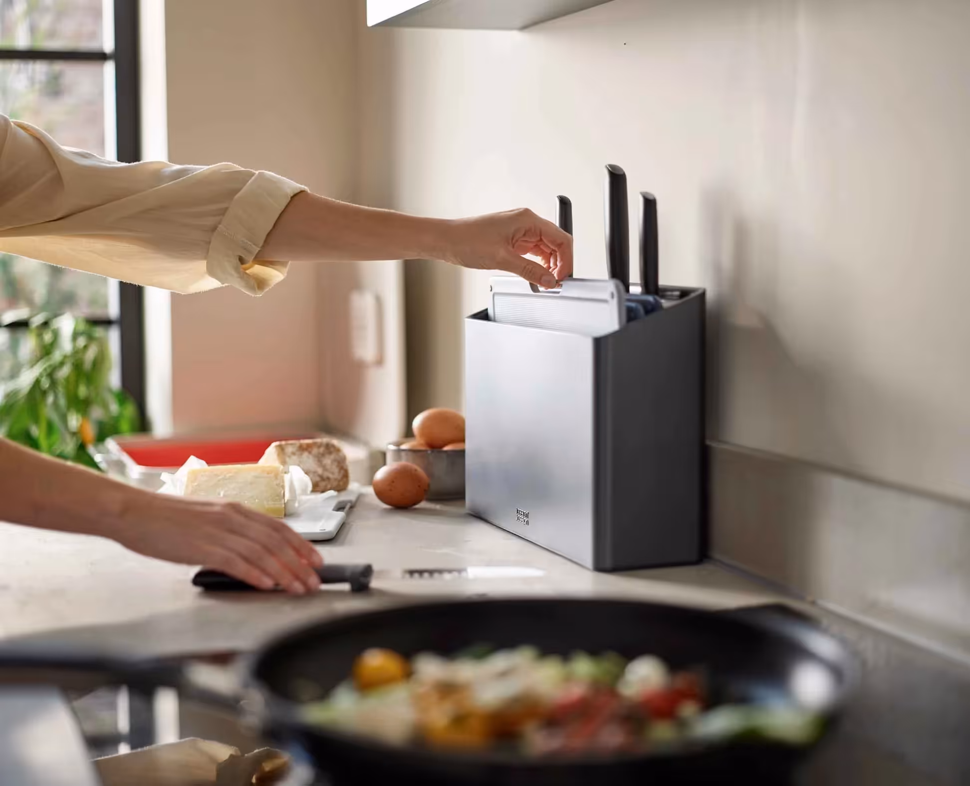 ست  تخته برش و چاقو 8 پارچه جوزف جوزف Joseph Joseph Folio Large Chopping Boards and Knives, Set of 8, Grey