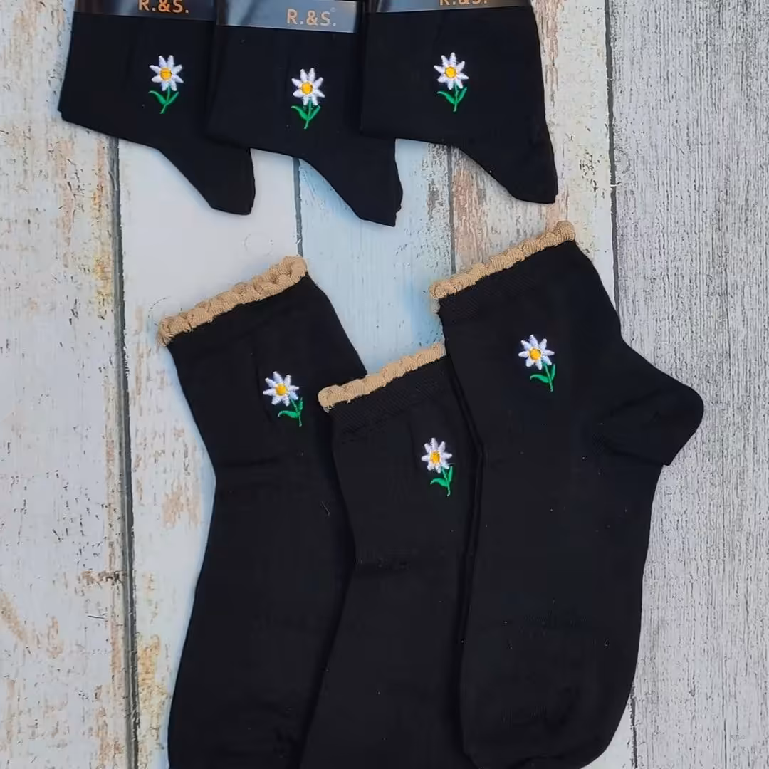 جوراب مچی  مشکی گل بابونه   لب دالبر  نخ پنبه اعلا فری سایز از 35 تا 40 