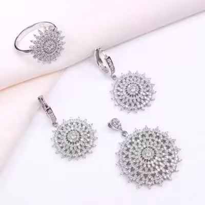 نیم ست نقره مدل خورشیدی مناسب عروس کد 16064