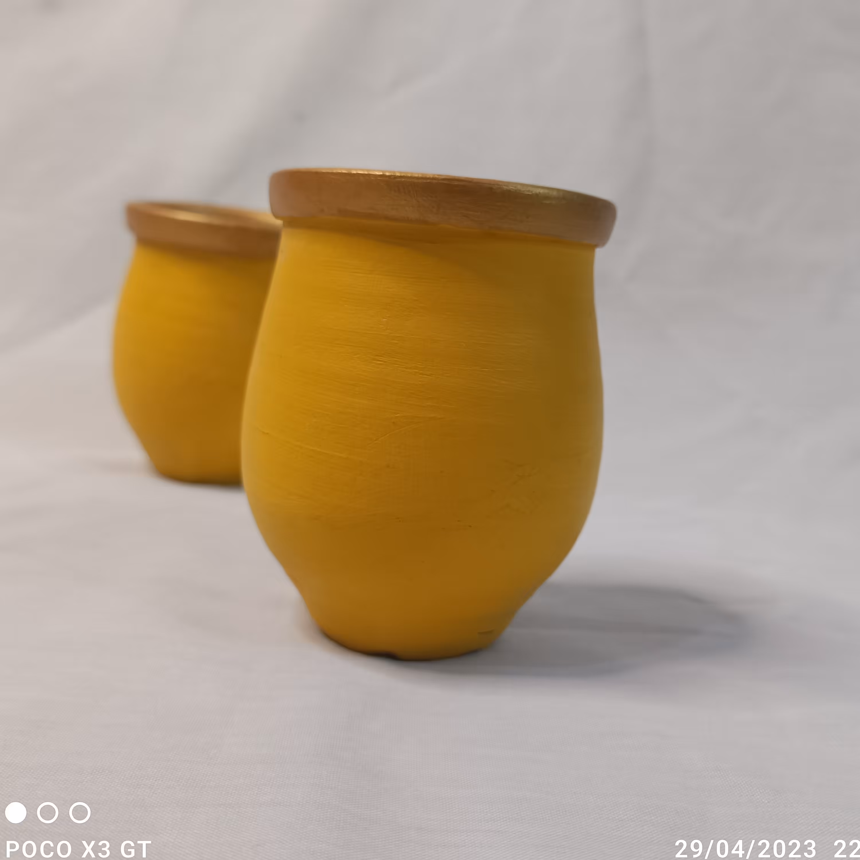 جامدادی سفالی  ارتفاع 8 سانتی متر  قطر 6 سانتی متر