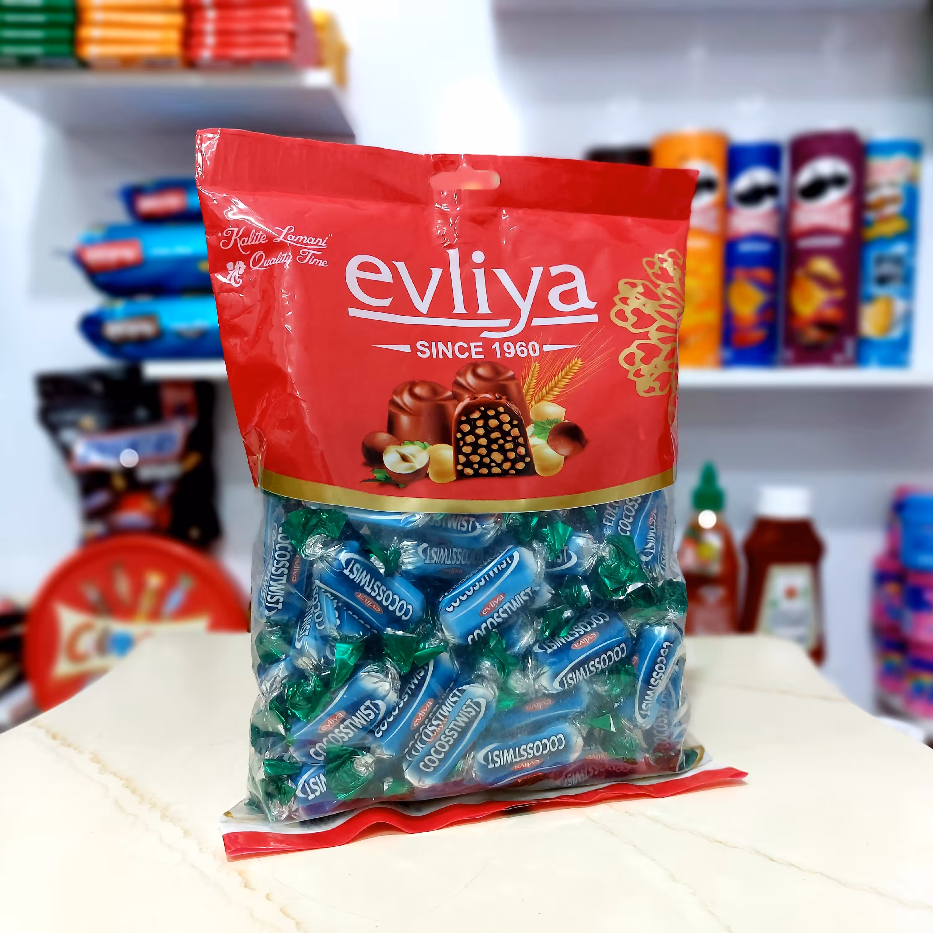 شکلات یک کیلویی اولیا مغز دار ارسال رایگان سراسر کشور محصول کشور ترکیه