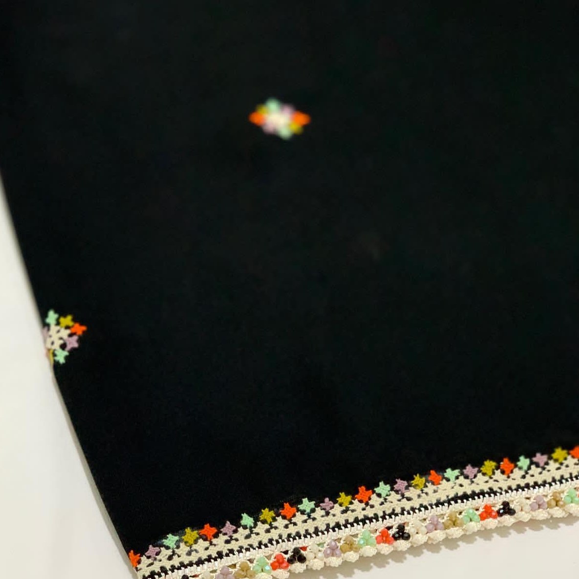 روسری بلوچی دست دوز