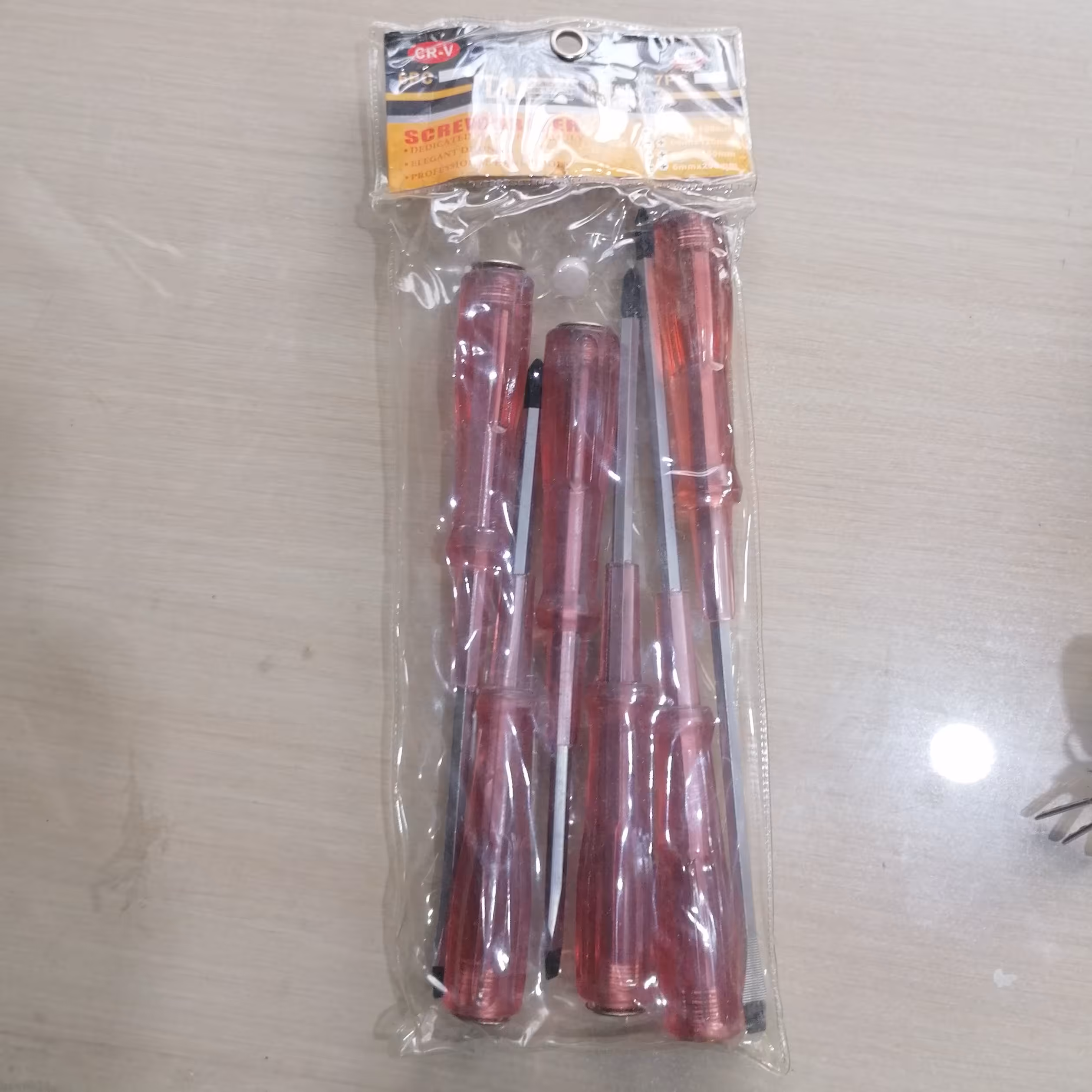 پیچ گوشتی ضربه ای مرغوب تات 6 عددی قرمز 