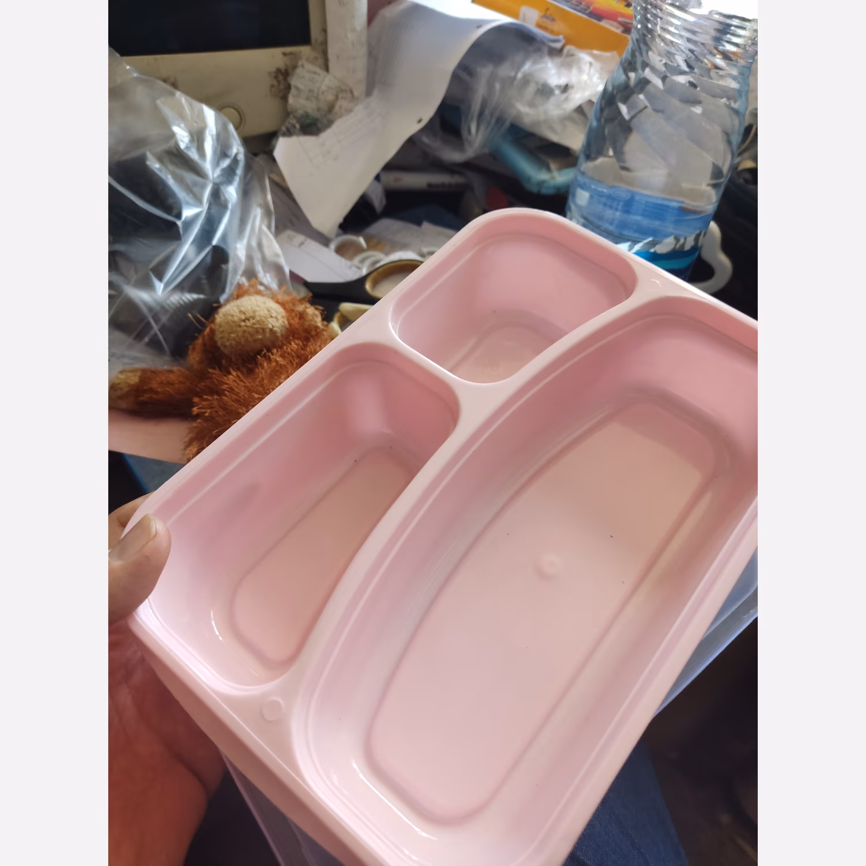 ظرف فریزری چهار خانه درب دار مارک پرستیژ شکل گرد   بهترین گزینه برای حمل مواد غذ