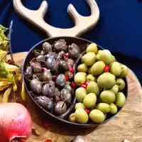 زیتون کنسروی درشت  در جه یک خوش طعم