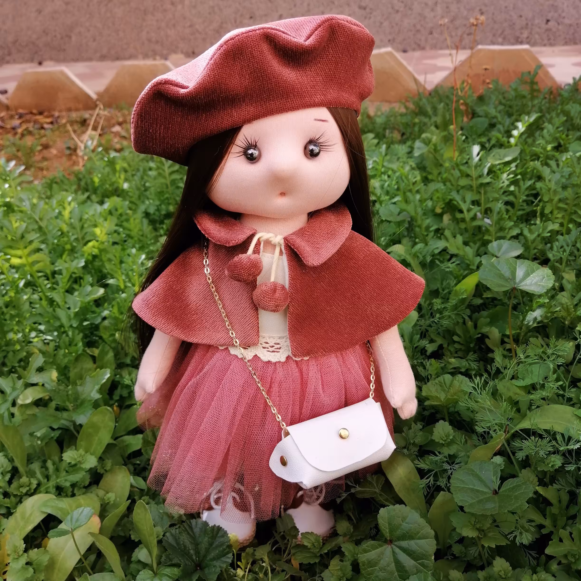 عروسک خنگول قد 35 سانت لباسها قابل تعویض و شستشو صفر تا صد کار دست هست با بهترین متریال 