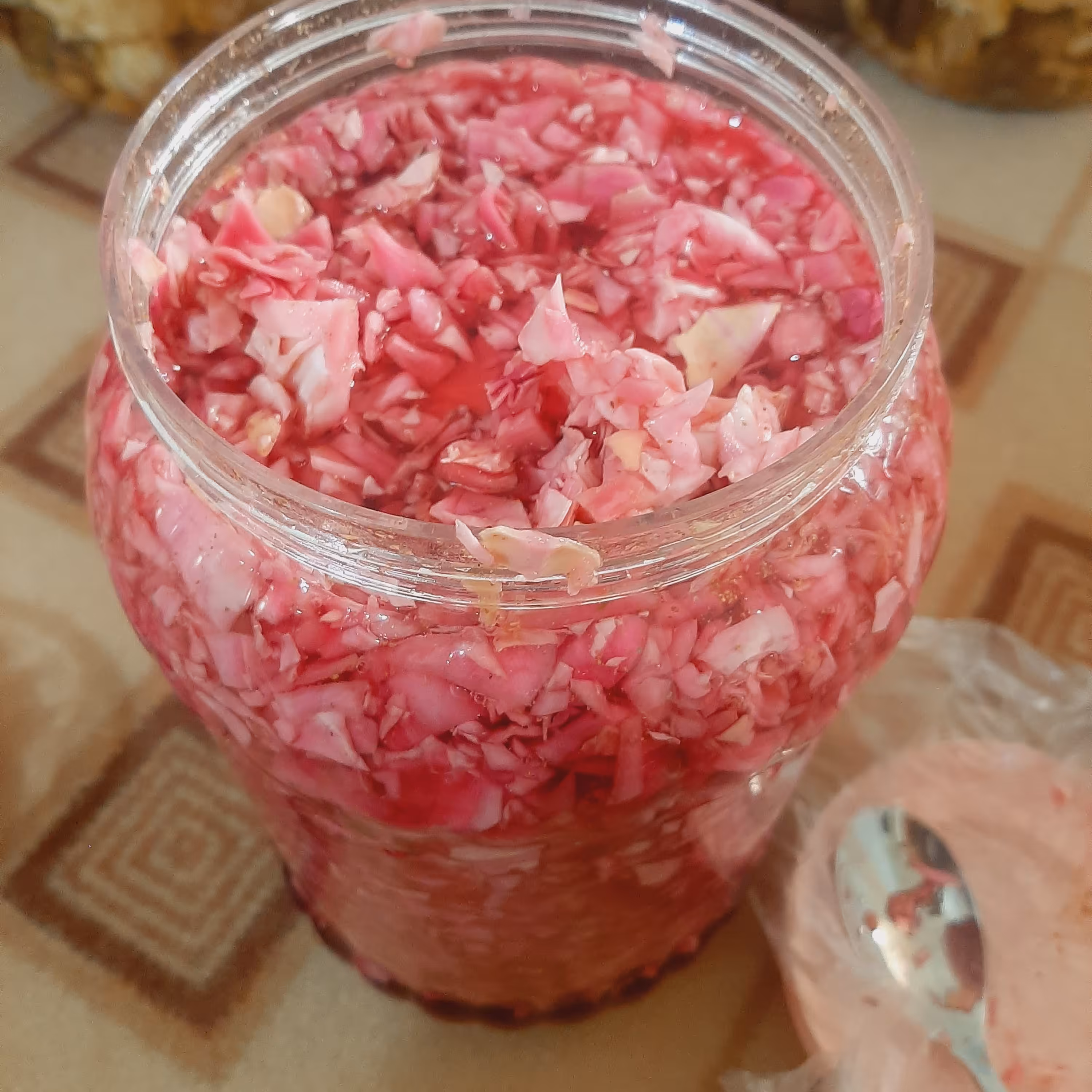 ترشی کلم رستورانی( 1کیلویی)