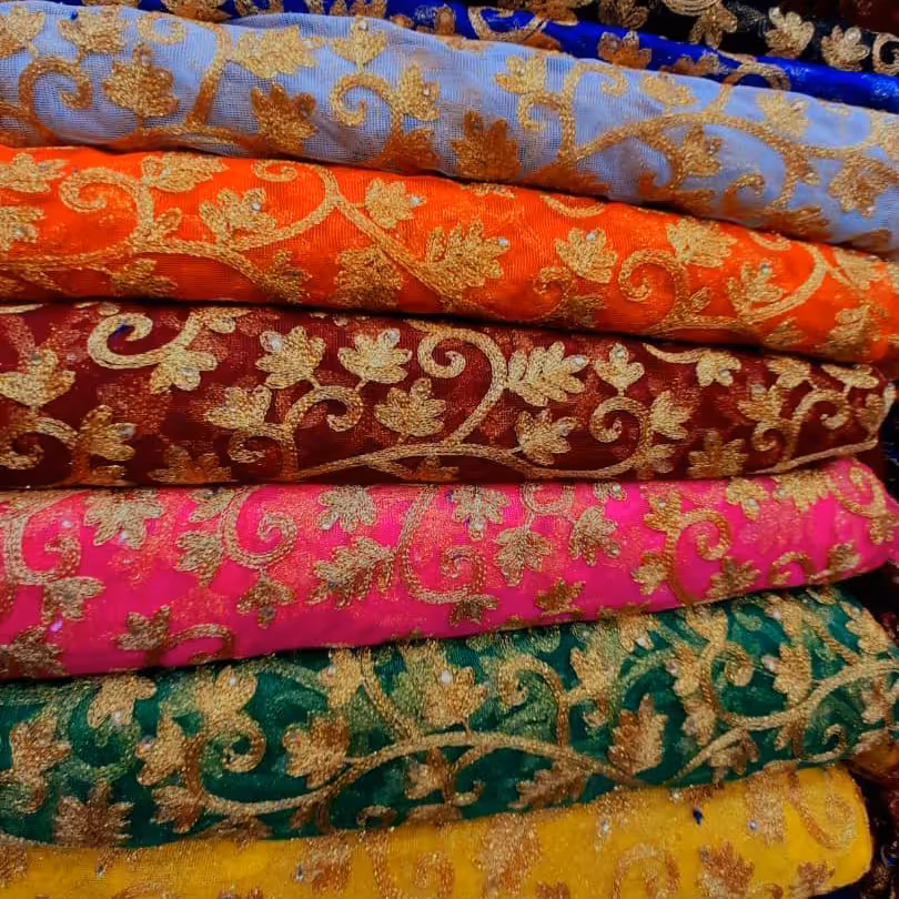 پارچه تور گیپور خامه دوزی