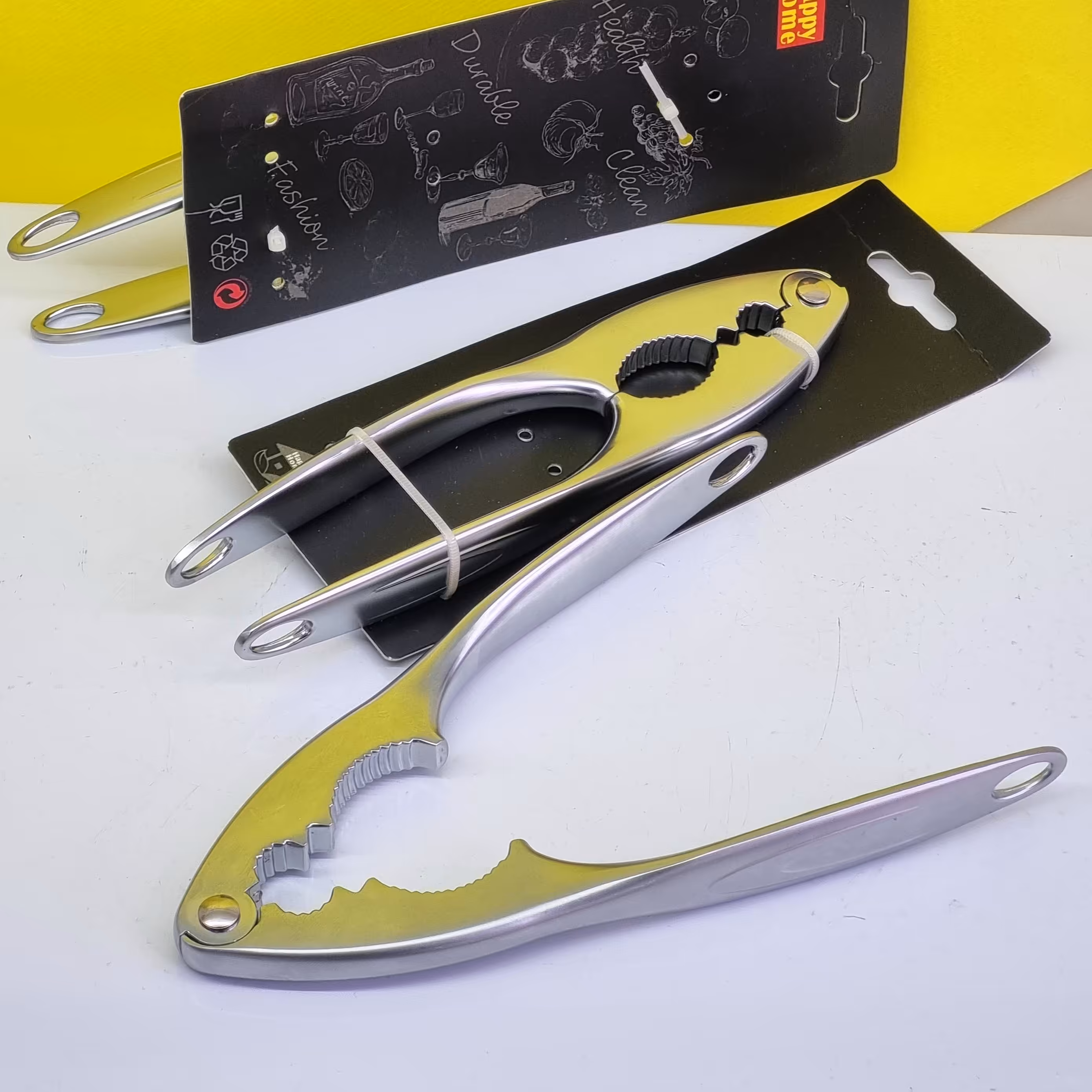 بادوم و فندوق شکن