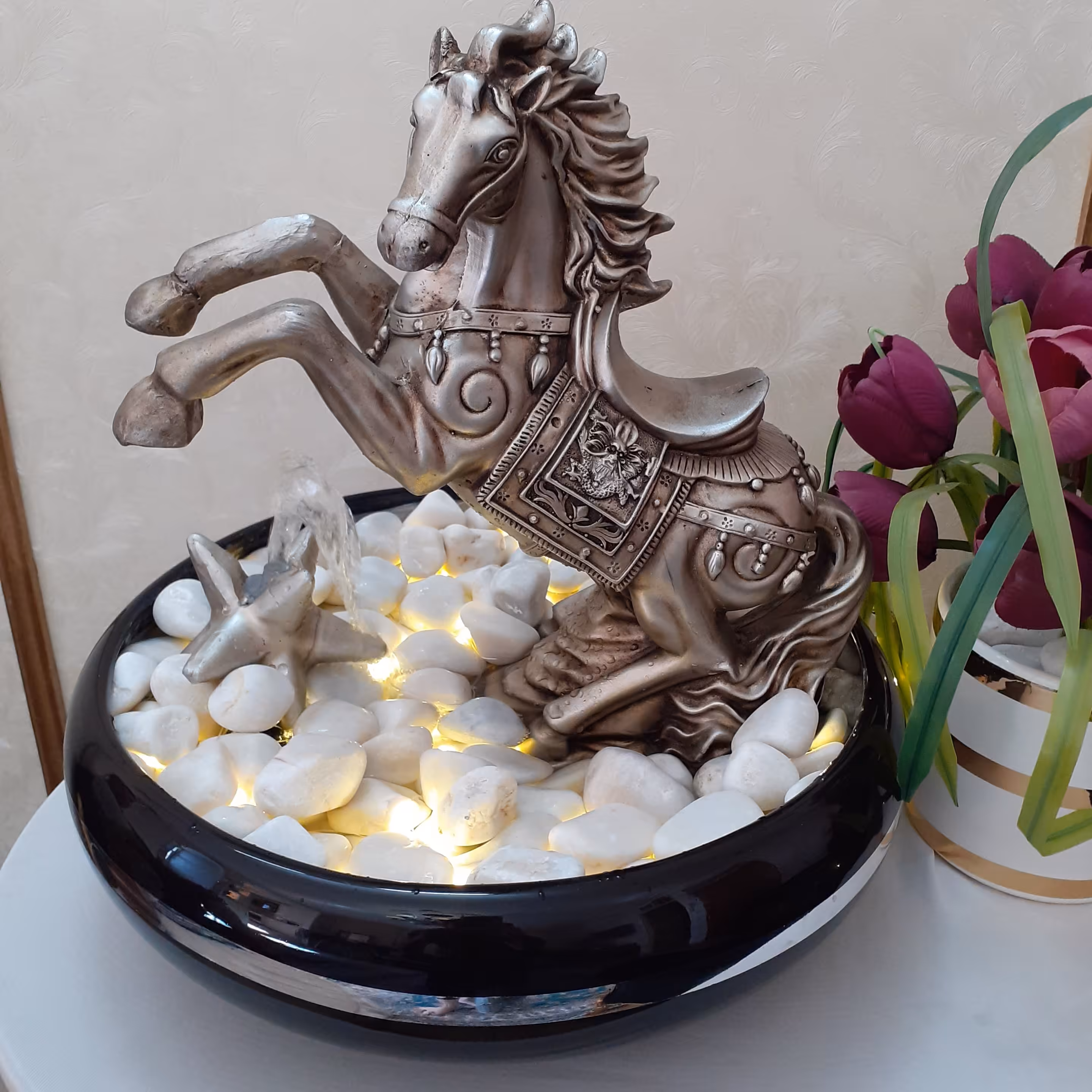 آبنما رومیزی مدل اسب نقره ایی