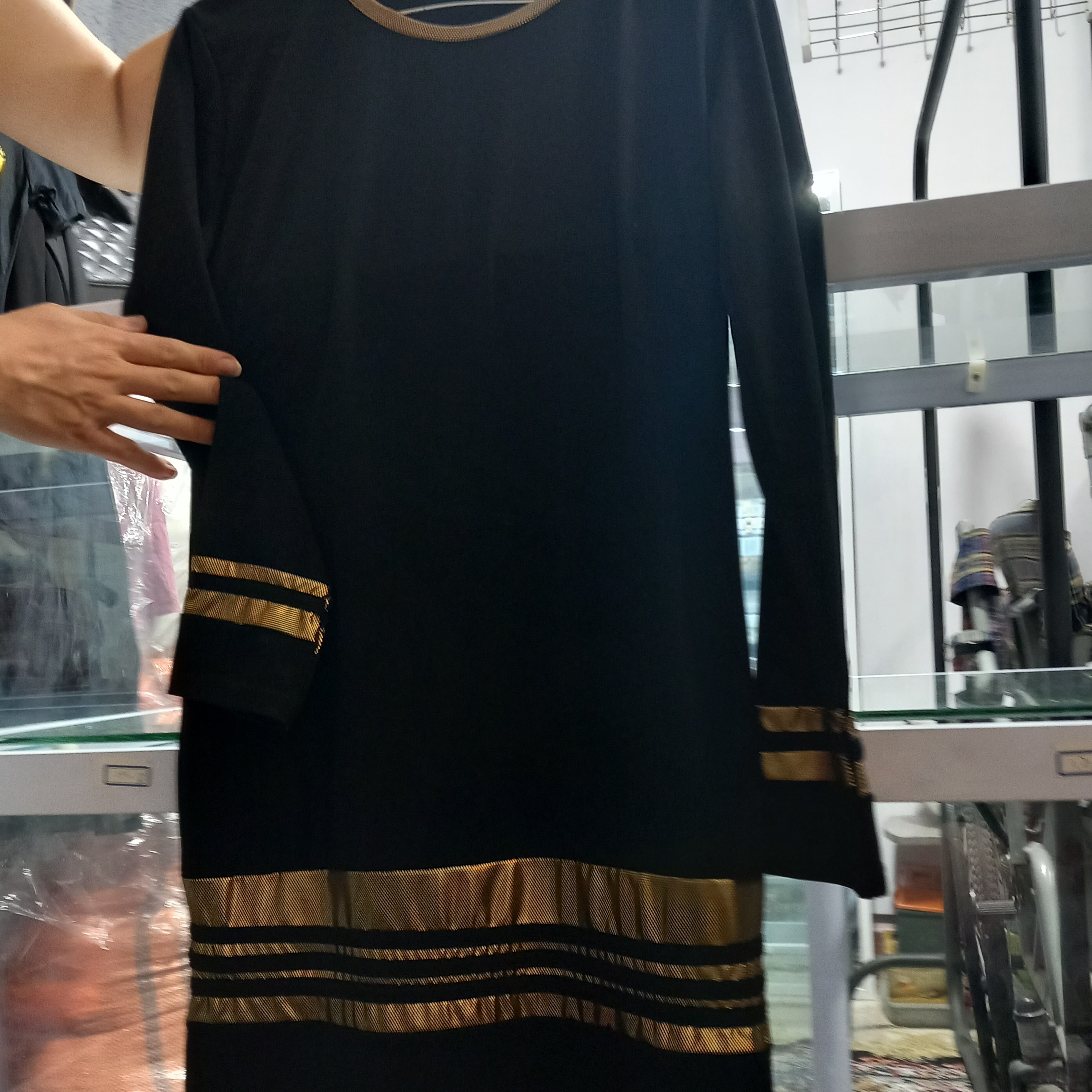 تونیک مشکی