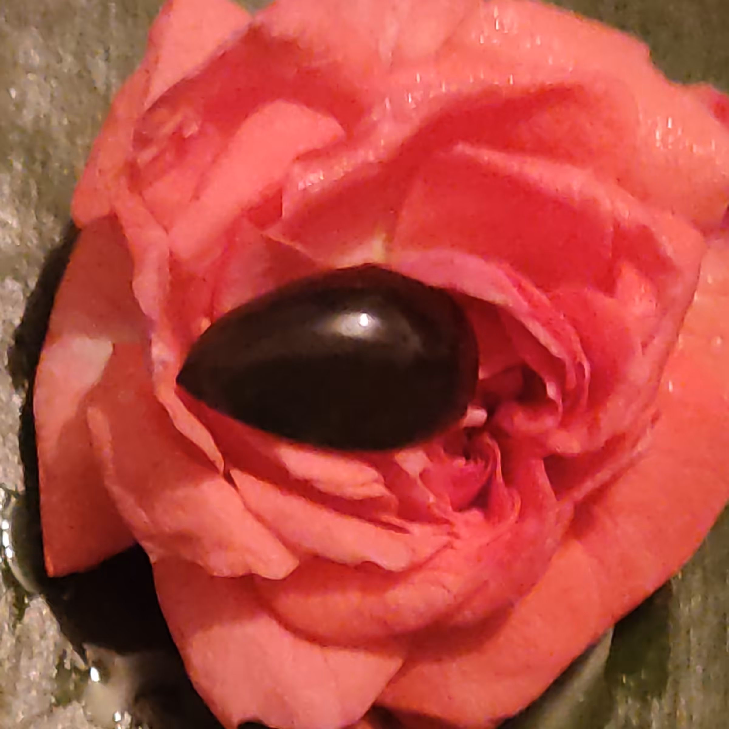 یشم سبز کشمیر کاملا طبیعی وپاک به قیمت عمده همراه با هدیه ویژه