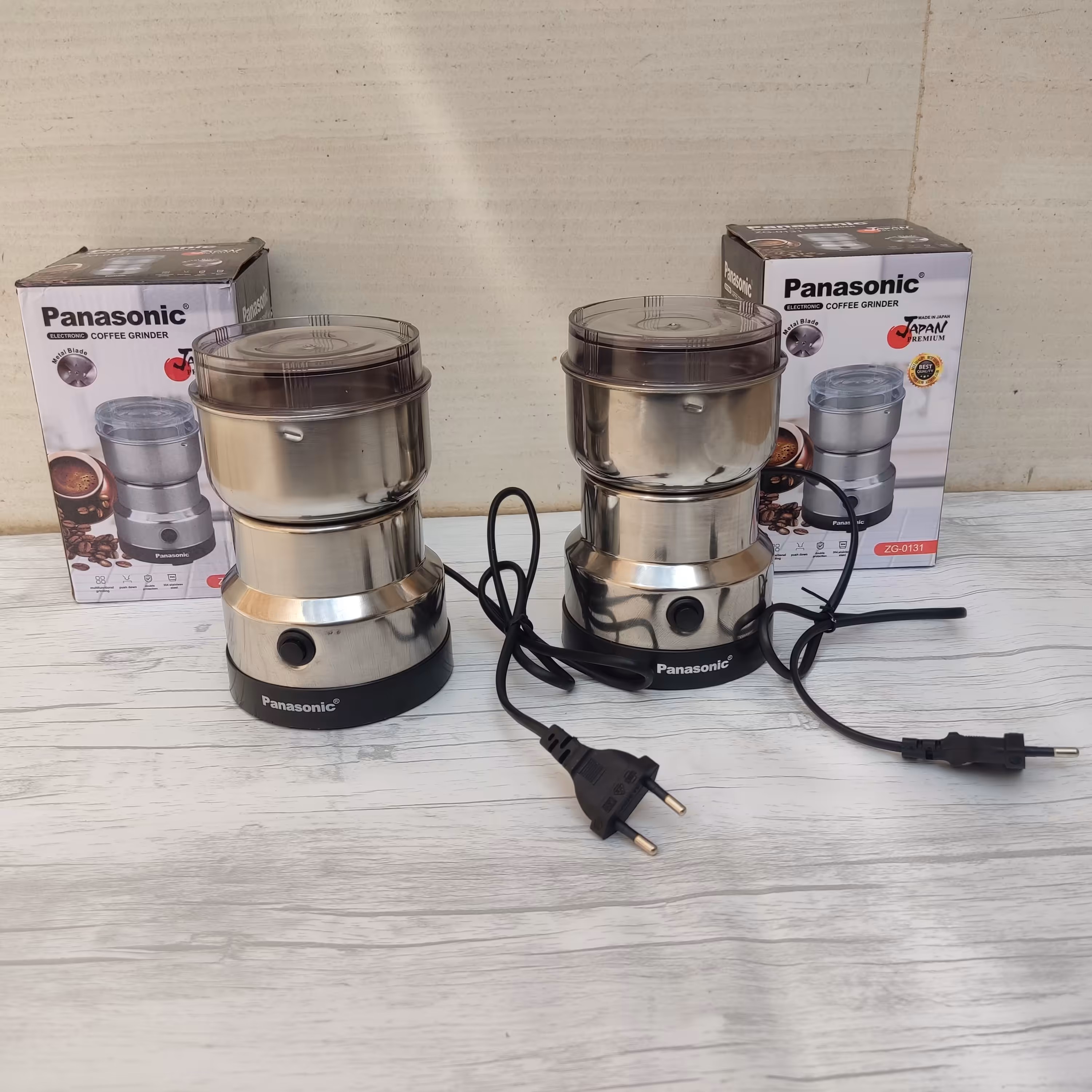 آسیاب برقی 8تیغه مارک پاناسونیک 350 وات کاسه استیل ضد زنگ JAPAN تیغه فلزی برای آسیاب قهوه و برنج و خشکبار