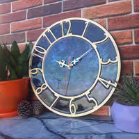 ساعت دیواری رزینی دستساز طرح کهکشان قطر 30 با اعداد لاتین و موتور آرام گرد