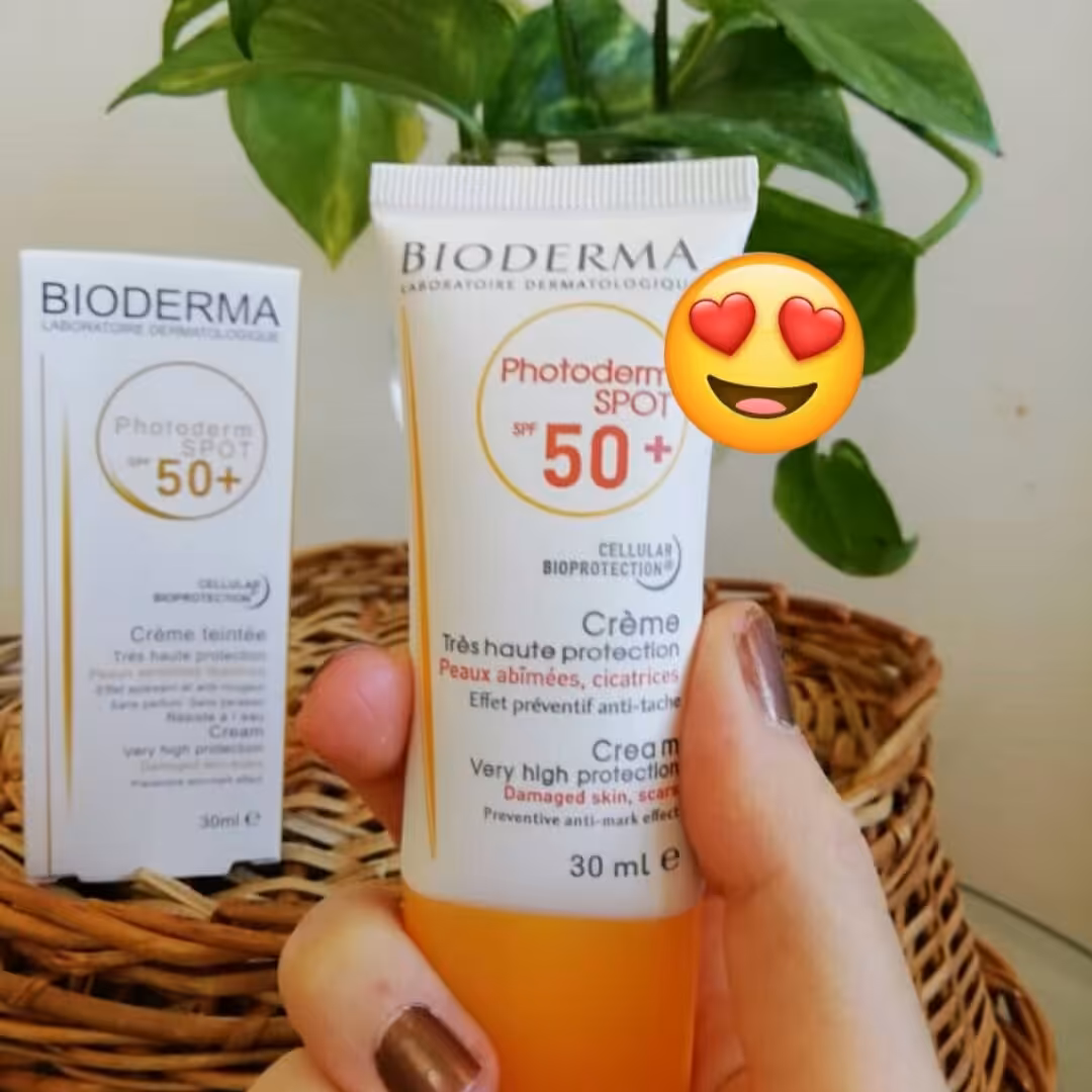 ضد آفتاب بیودرما ( spf 50 )