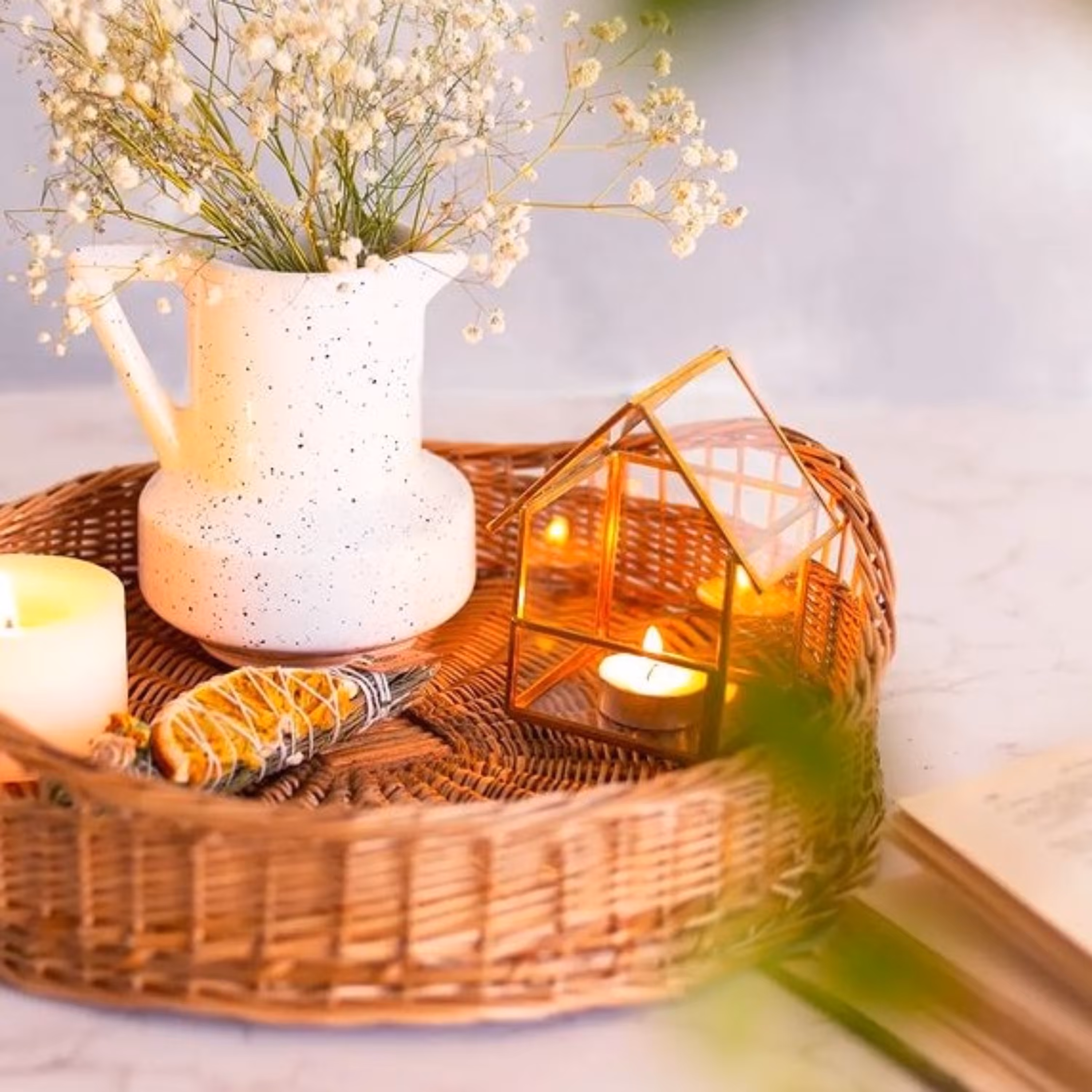 باکس شیشه ای برنجی جاشمعی طرح خانه