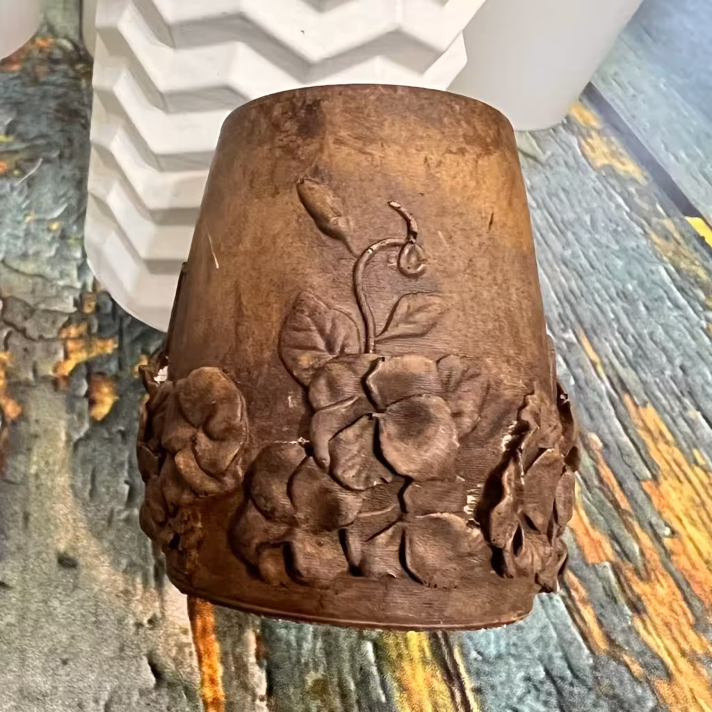 قالب سیلیکونی گلدان دایره ای شیاردار  مناسب سنگ مصنوعی