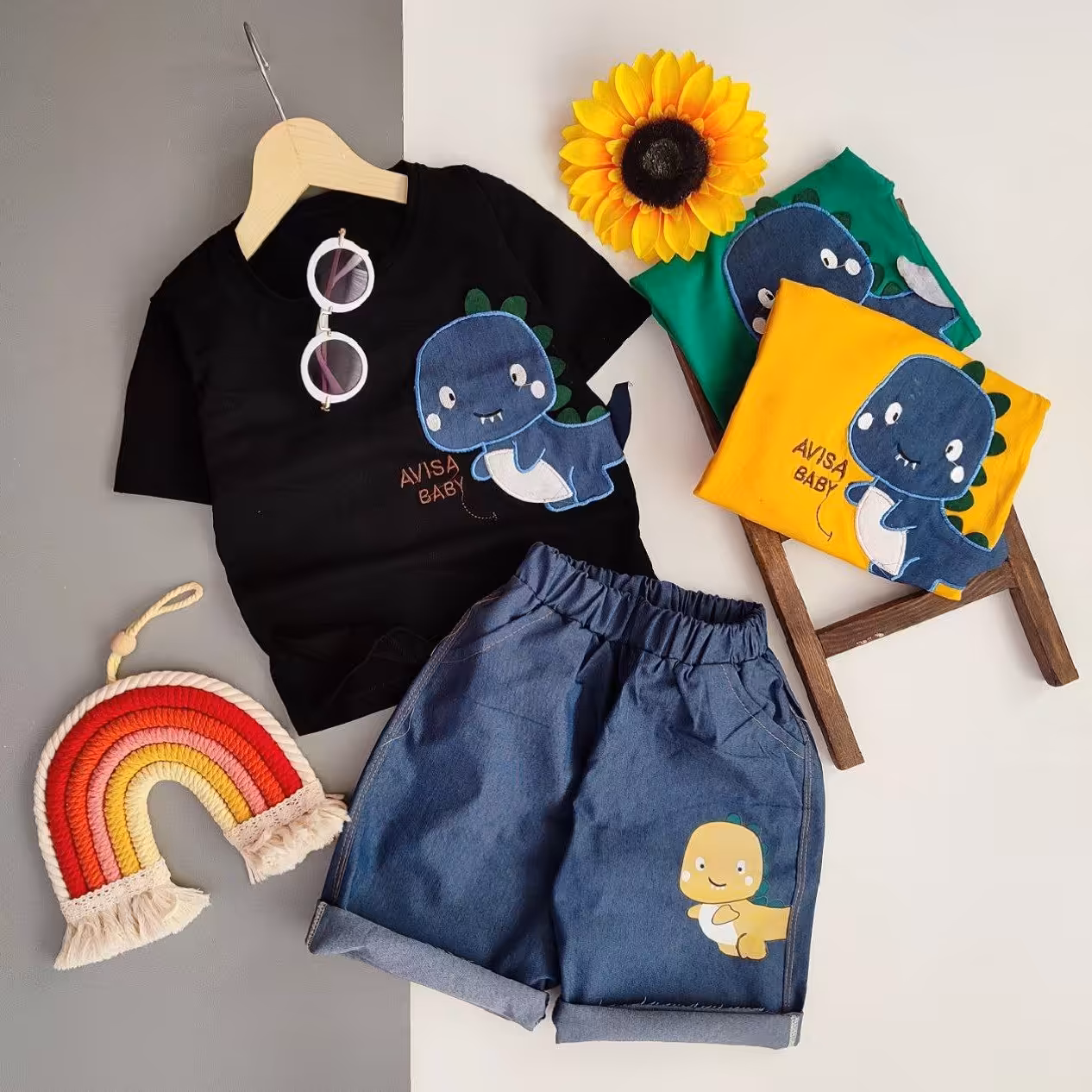 ست اسپورت بچگانه تیشرت و شلوارک لی شیک و لاکچری مناسب حدود سنی 2 تا 8 سال جنس تیشرت نخ پنبه عالی 