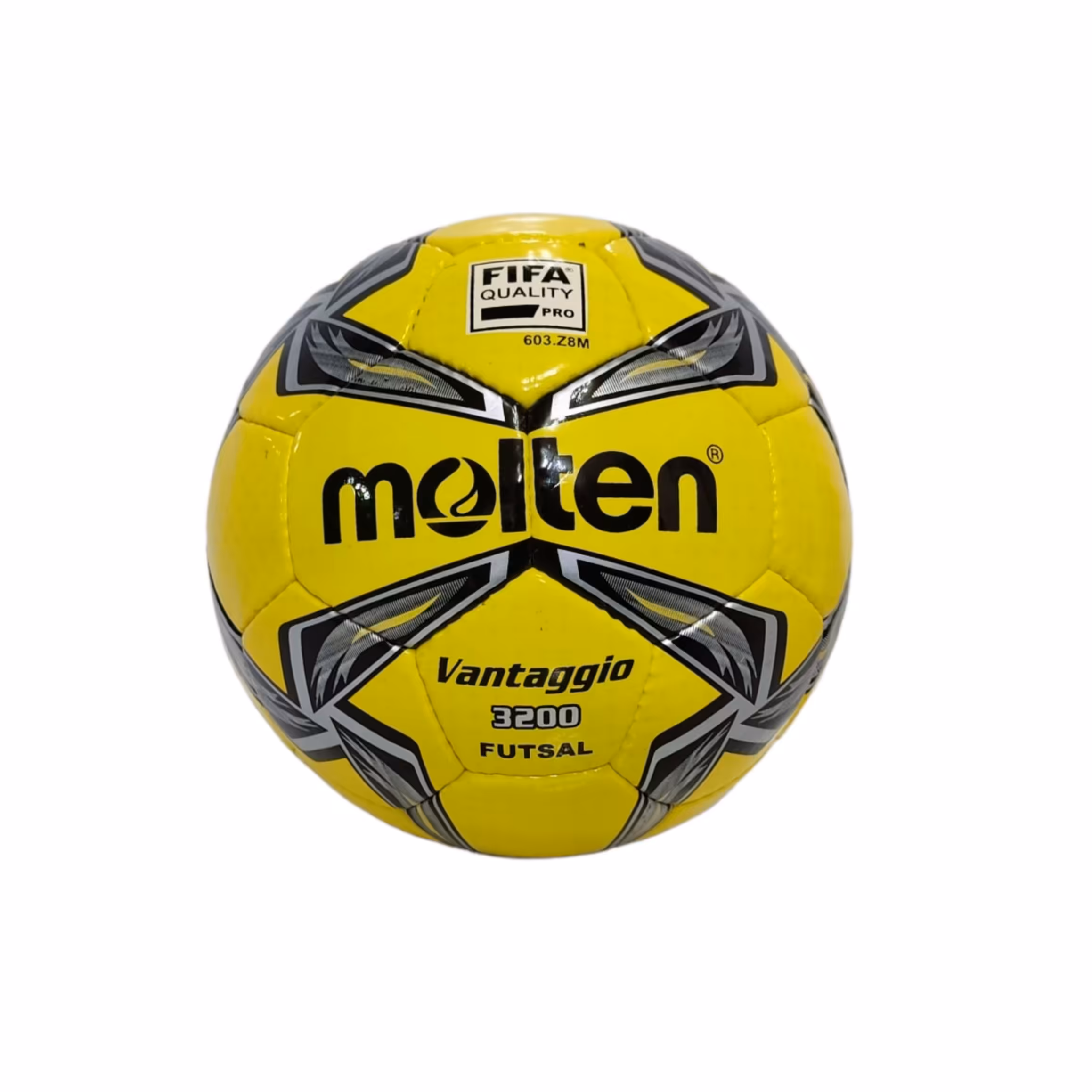 توپ فوتسال مولتن مدل ونتاجیو 3200 سایز 4 مناسب برای سالن فوتسال 
