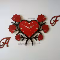 ساعت چوبی فانتزی عشق+هدیه جذاب