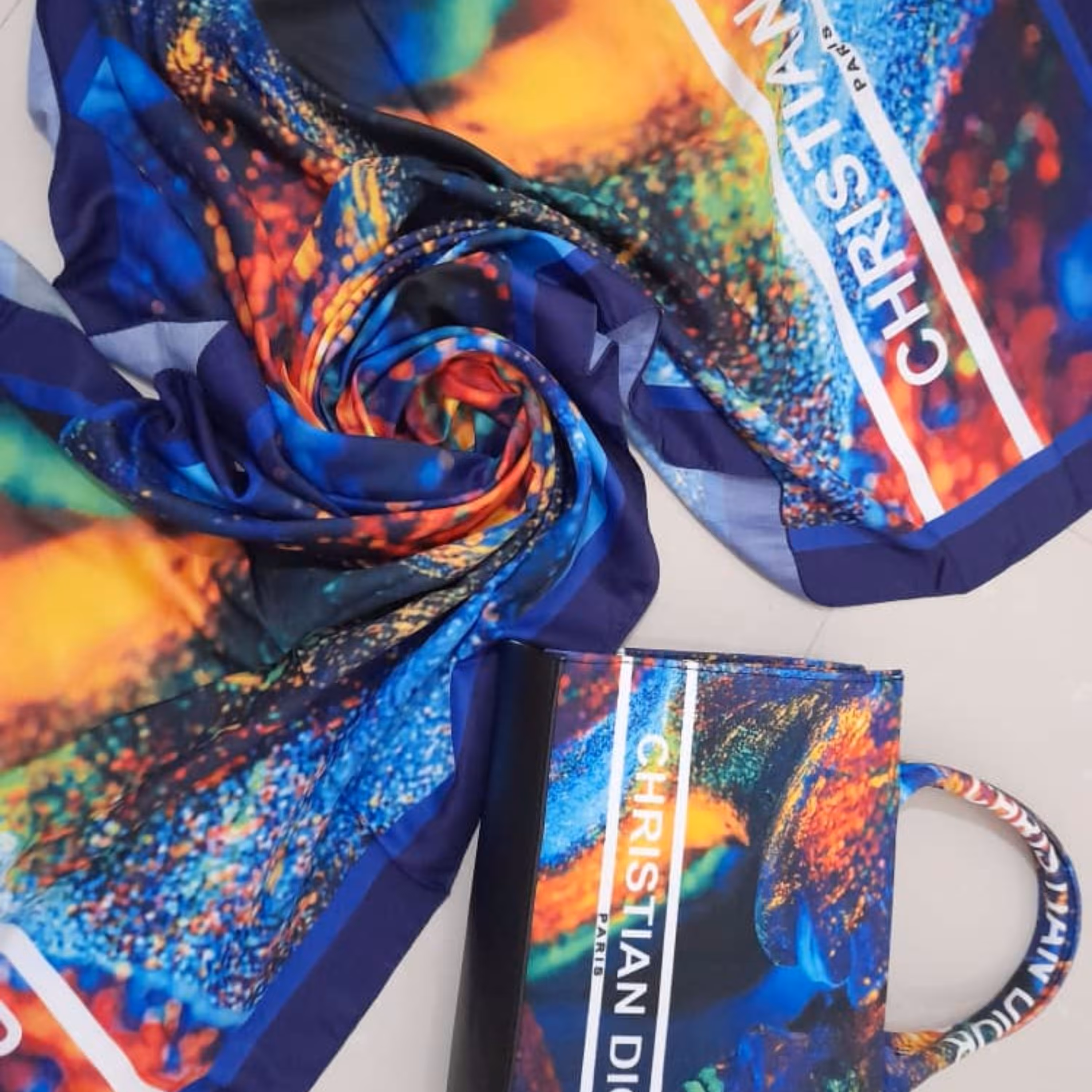 ست شال پاییزی به همراه کیف جیر