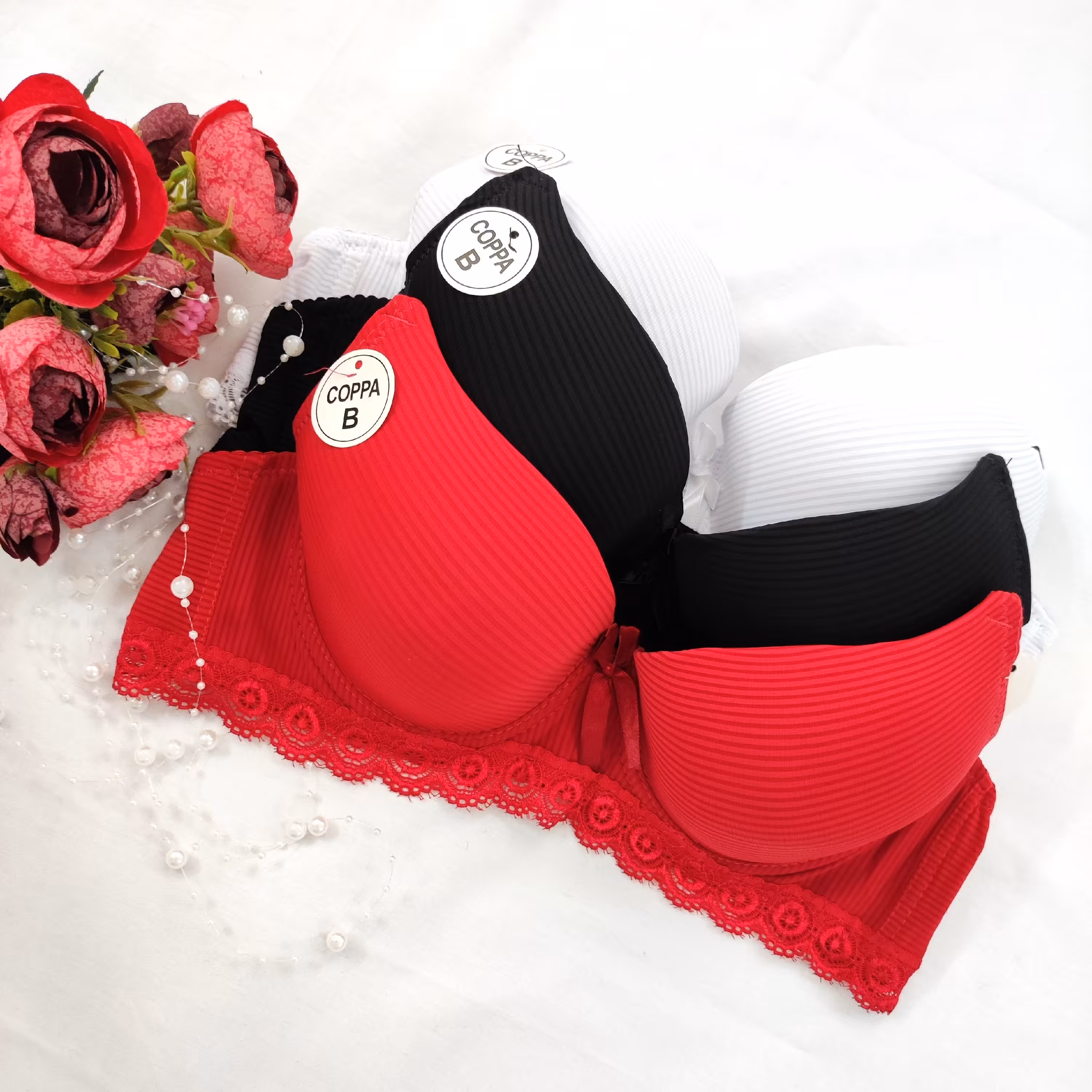 سوتین اسفنجی طرح کبریتی وارداتی نیم جک فنردار . با کیفیت سایز 90 و 95 کاپB