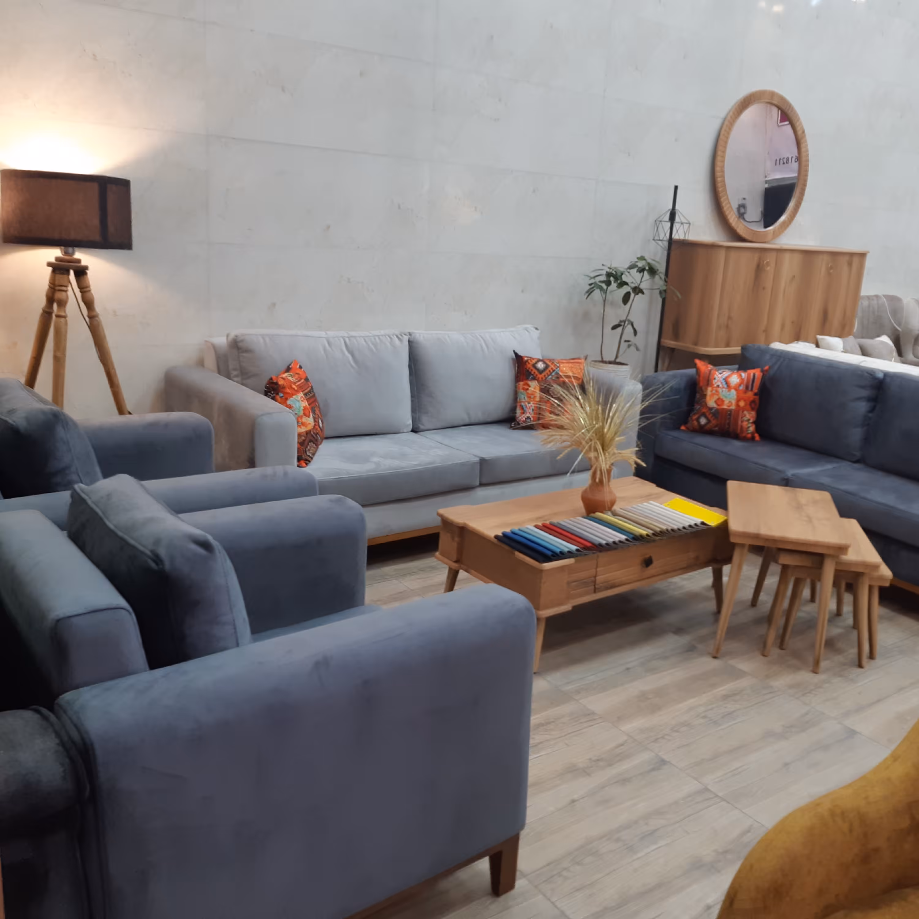 مبل شهرزاد(تولید دسته اول با بهترین کیفیت و ضمانت نامه)