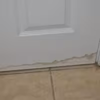 عایق رطوبتی برای درب چوبی حمام و سرویس کاملا بی رنگ و ضد آب قوی 1 کیلویی