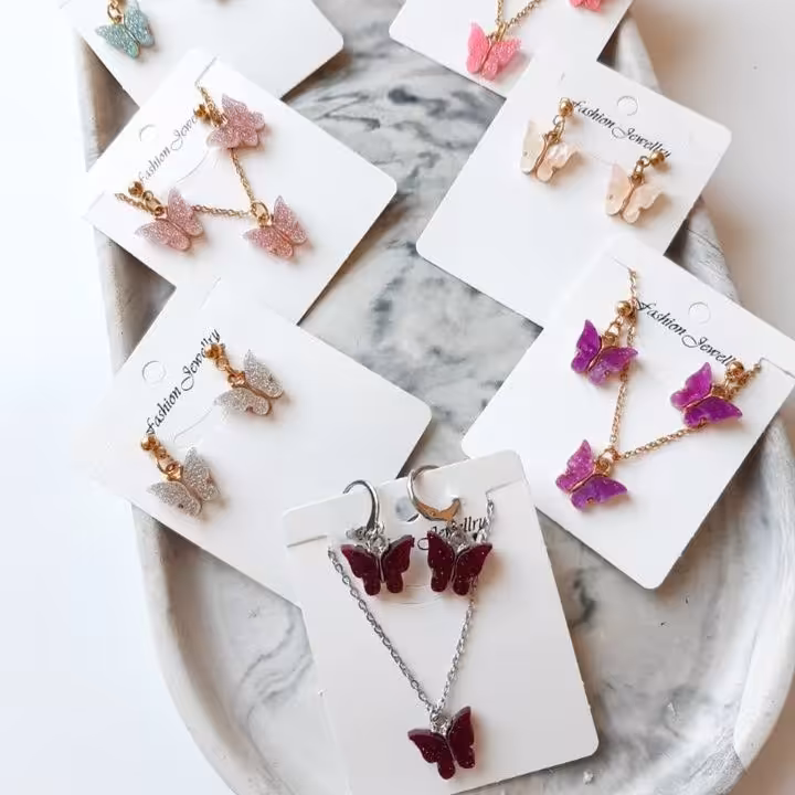 نیم ست پروانه ای (پس کرایه)