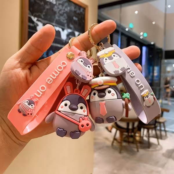 جا سوئیچی سیلیکونی طرح پنگوئن آویز دار با کیفیت عالی سایز بزرگ 