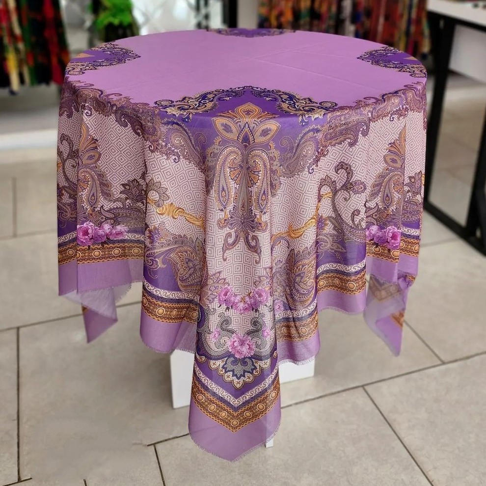مجلسی اکلیل دار روسری