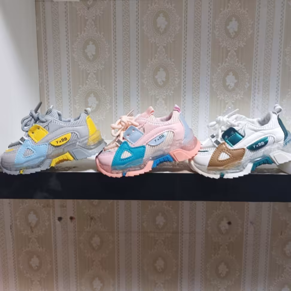 کتونی چراغدار