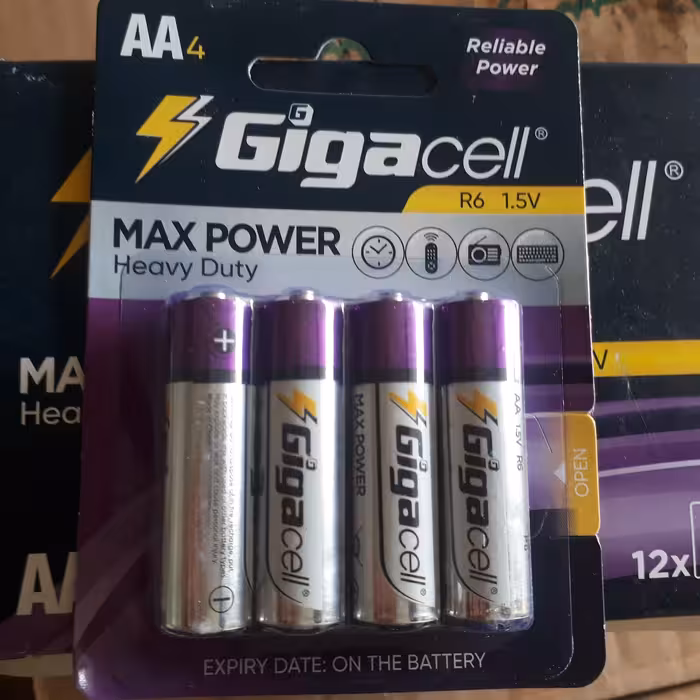 باطری قلمی کارتی گیگاسل  عمده بسته 12 تایی.بسته ع عددی 19 تومان میفته