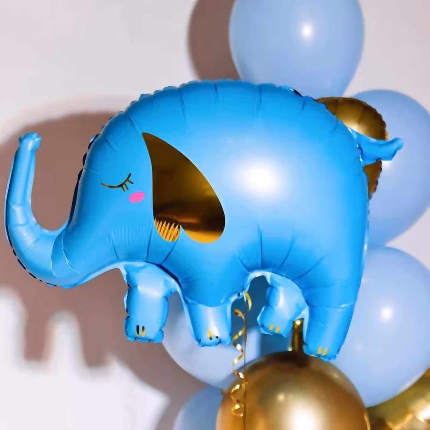 بادکنک فیل آبی 