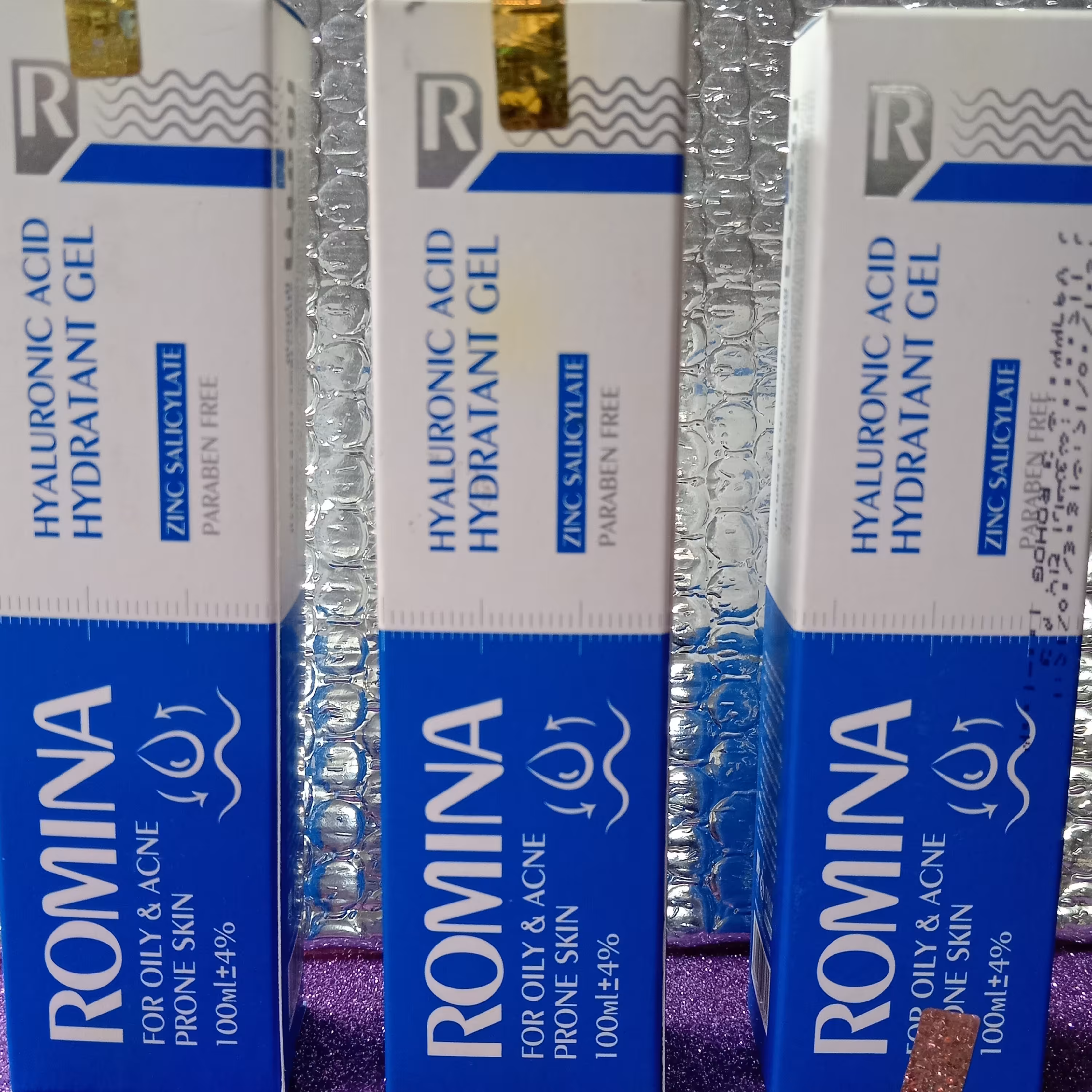 ژل آبرسان مناسب پوست چرب وجوش دار 