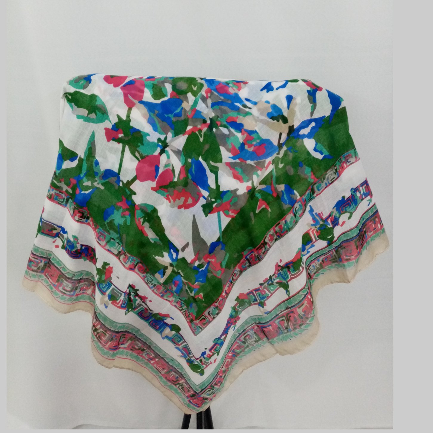 روسری نخی دور دست دوز (قواره متوسط) کد 4