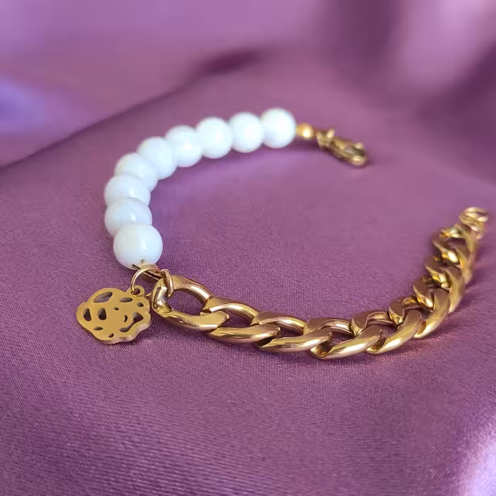 دستبند کارتیر استیل رنگ ثابت و مروارید صدفی اصل 