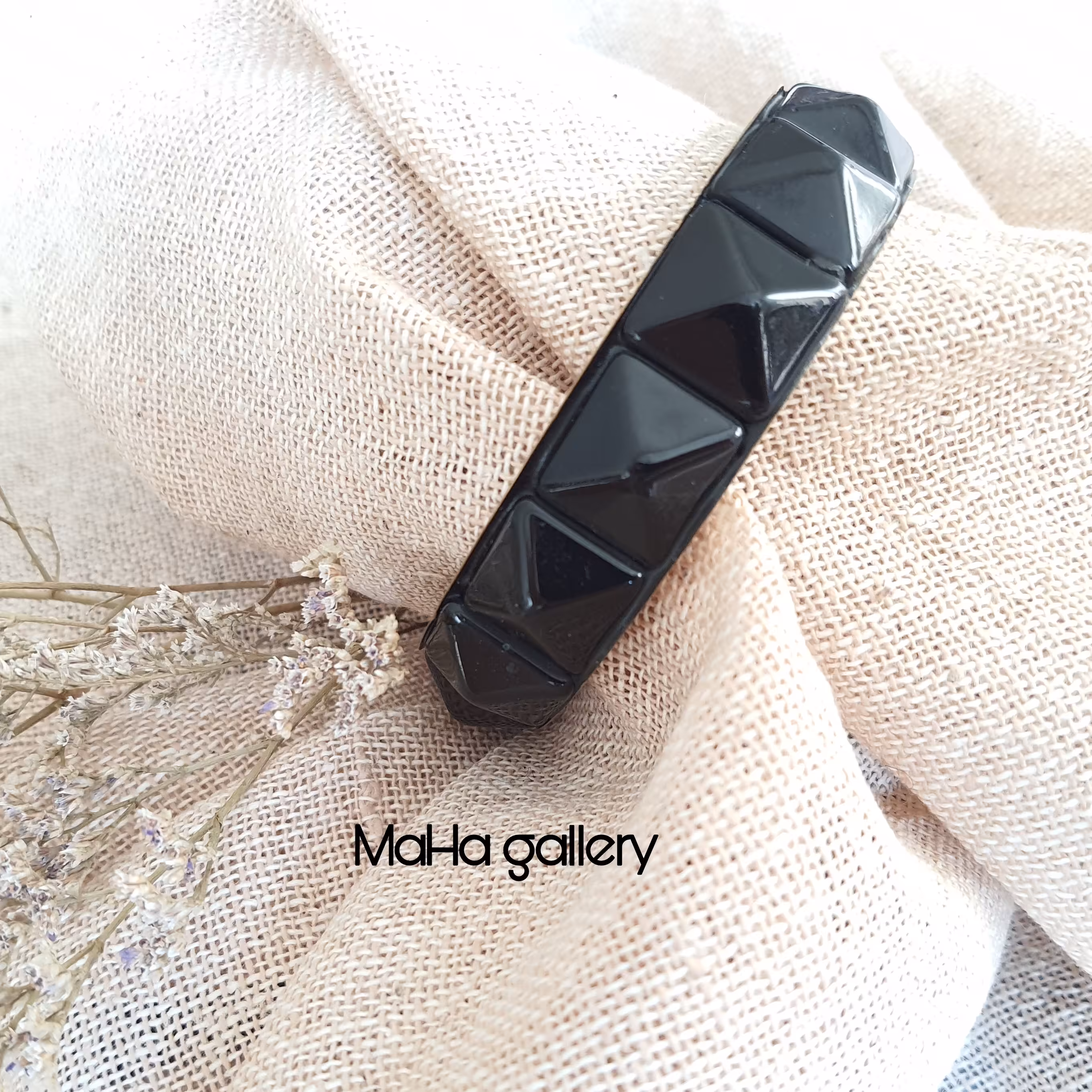 النگو شیک مدرن تک رنگ مشکی با طرحی خاصو منحصربه فرد