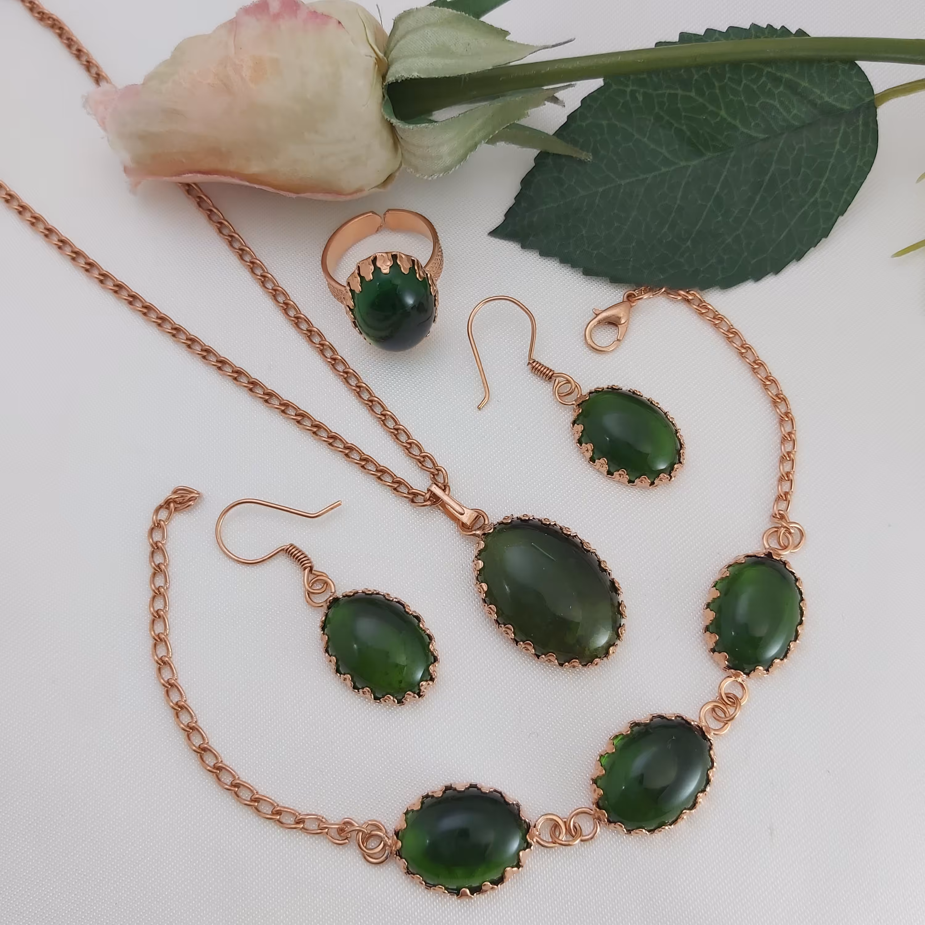 ست مسی سنگ یشم یا زنجیر مسی 60 سانتی اعلا