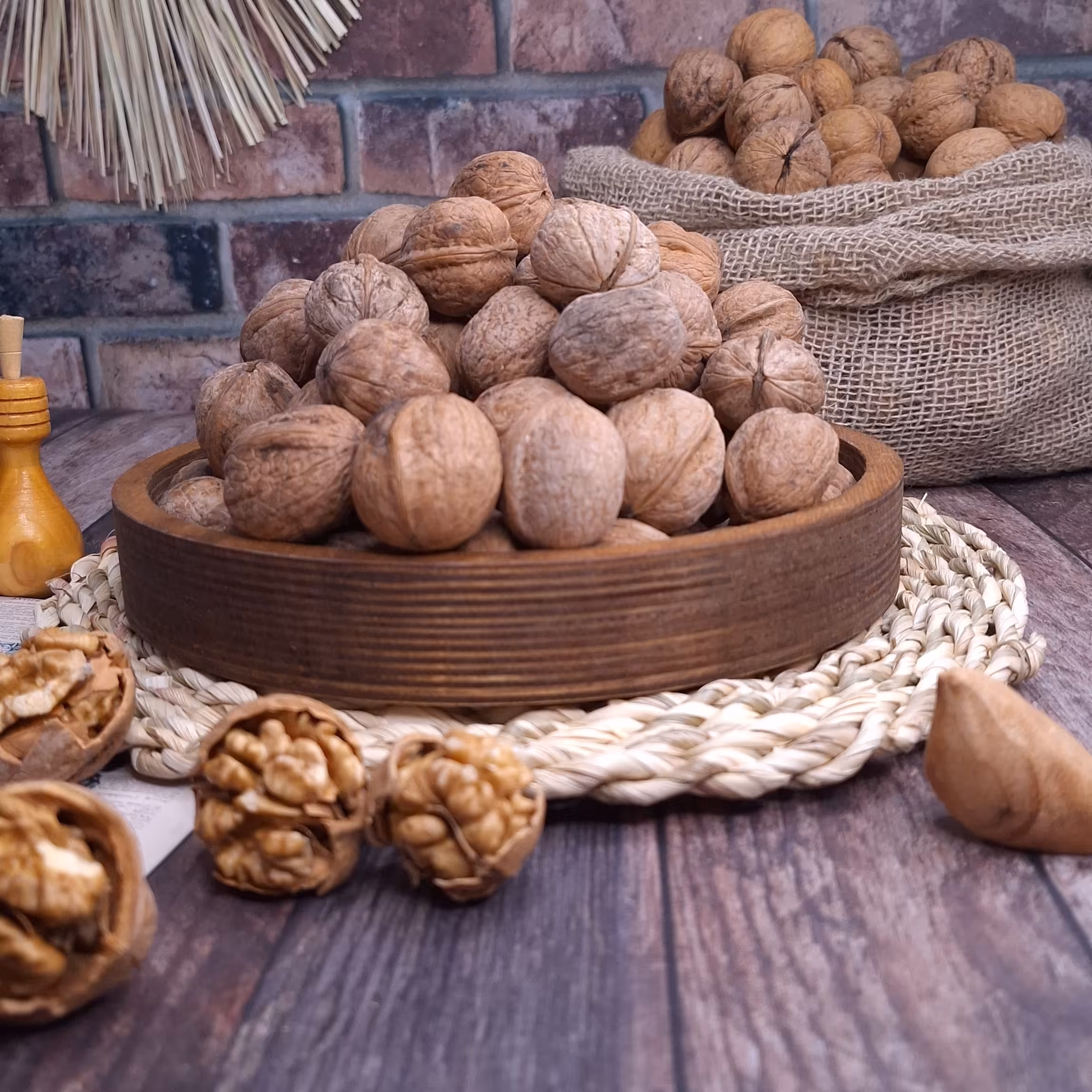 گردو درجه یک تویسرکان محصول 1403(5 کیلو گرم)