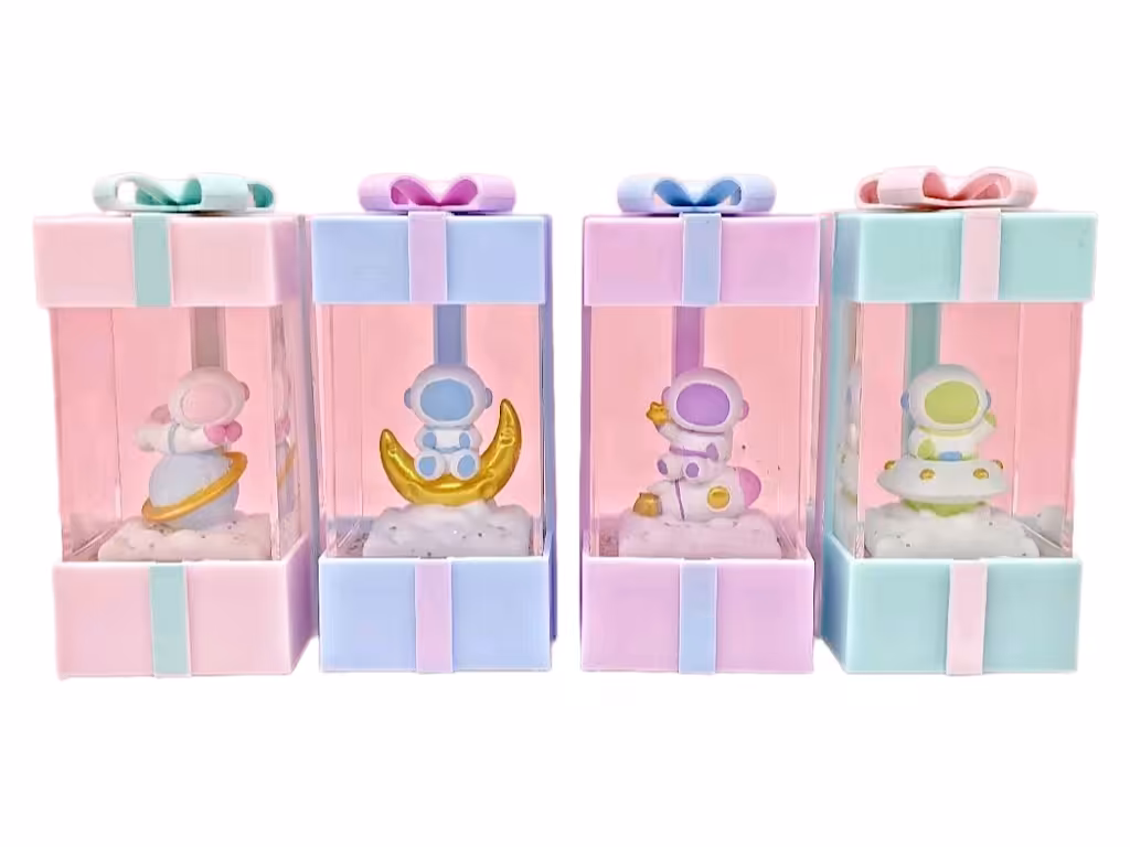 گوی موزیکال و چراغدار طرح فضانورد کادویی