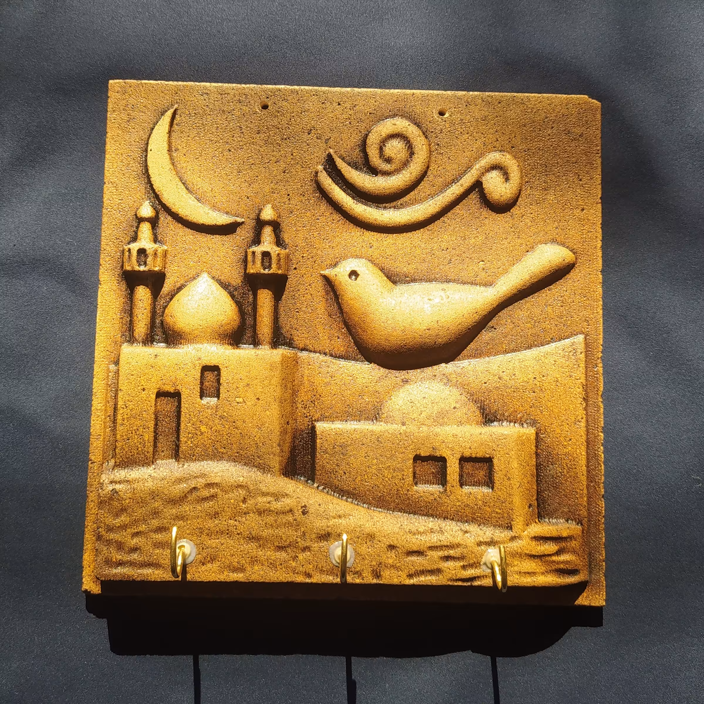 جاکلیدی نقش برجسته طرح مرغ سحر