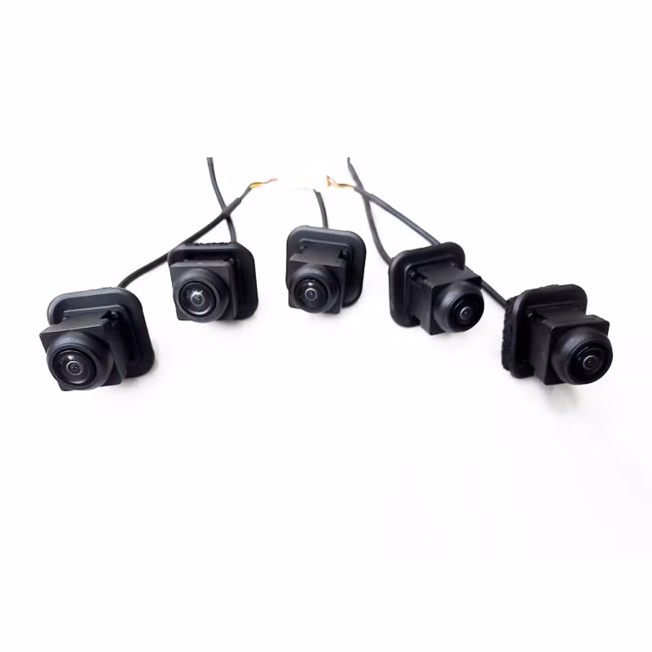 دوربین دنده عقب پژو 207 خط تولید ایرانخودرو